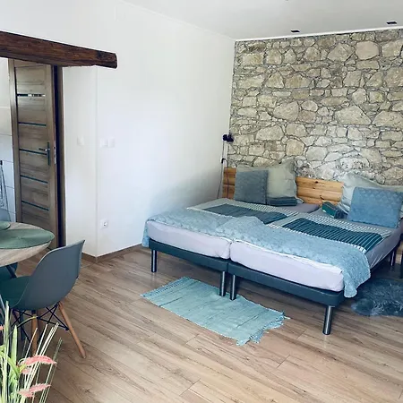 Kaland Ii. Lejlighed *