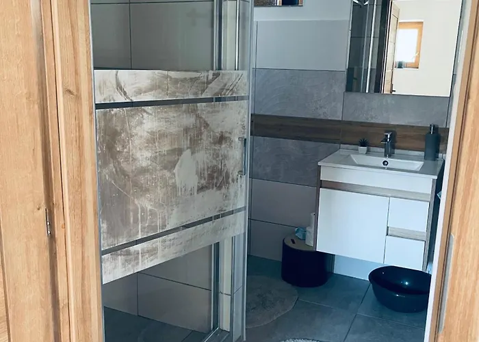 Kaland Ii. Apartment